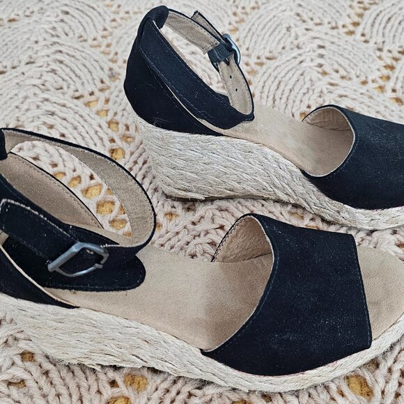 Espadrille Sandles - Picture 1 of 4